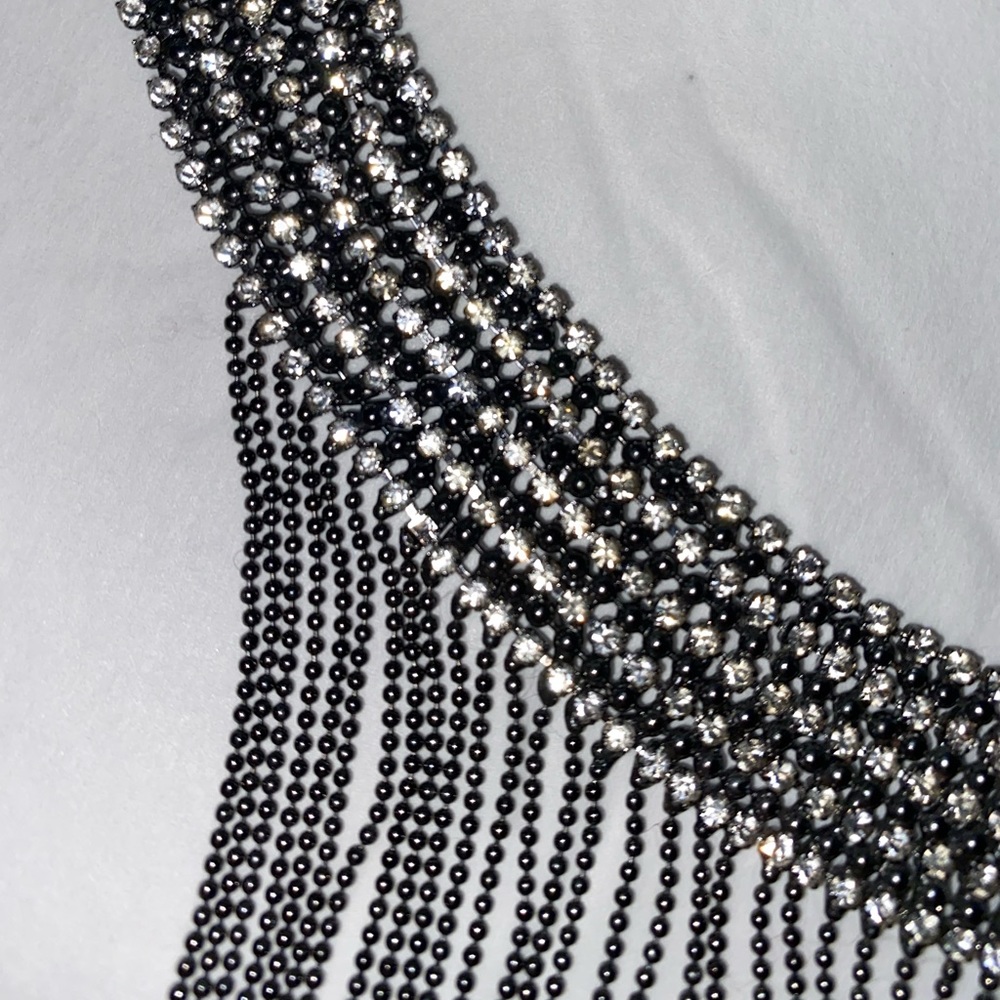 Joe Fresh statement necklace - Picture 3 of 9